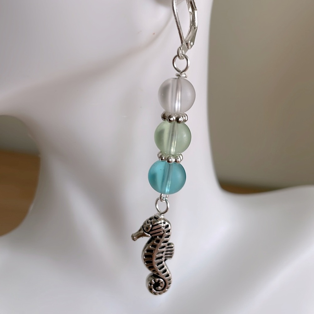 HAND CRAFTED BUBBLY SEAHORSE EARRINGS Dangly Drops Blue Mint Green White Bubbles